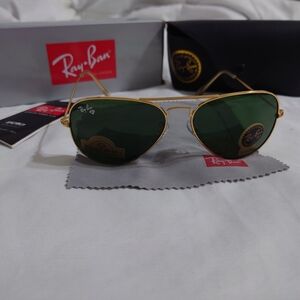 Ray-Ban Men's Gold Aviator Sunglasses with Green Lenses